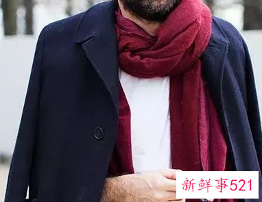 男士围巾的方法