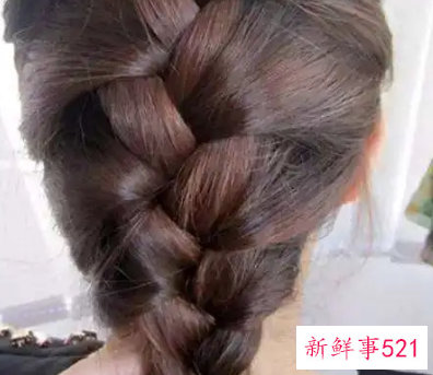 30岁减龄扎发型扎法