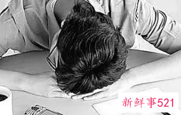 浑身无力老想睡觉什么原因