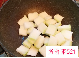 冬瓜与什么煲汤比较合适