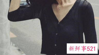 中老年人拍照姿势