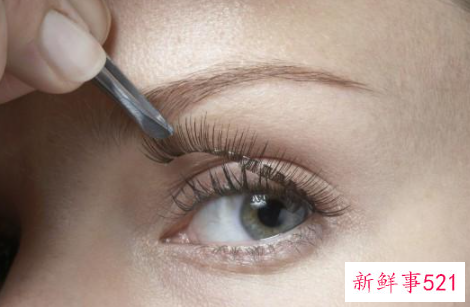 眼妆怎么画才显眼睛大