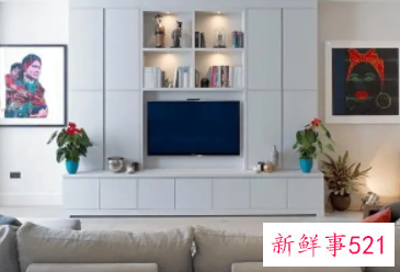 电视摆在电视柜上要怎么摆放