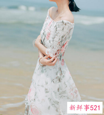 海边游玩的高峰季节你还差一条仙女裙