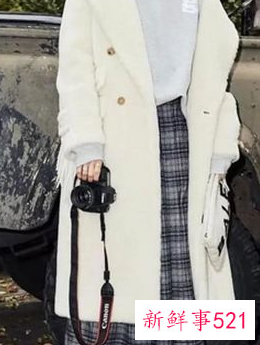 格子半身裙怎么搭配秋冬