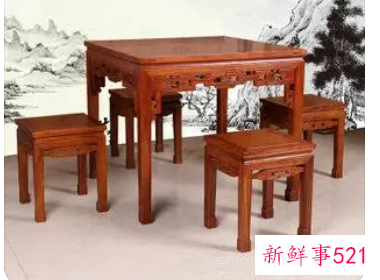 梦到四方桌解梦