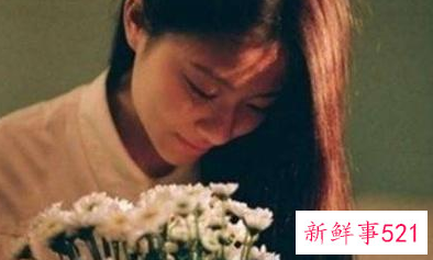 人每天对镜子笑会怎么样