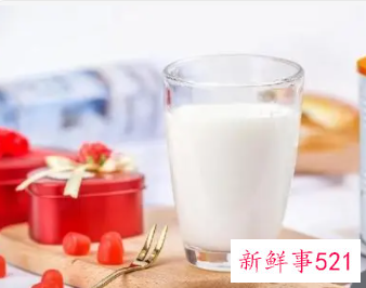 成人喝奶粉的最佳时间