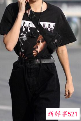 夏季穿白色还是黑色