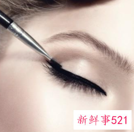 内眼线画法图解