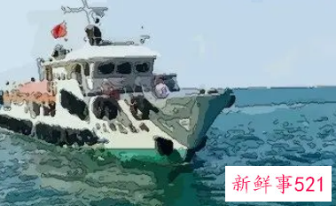 梦到船沉了自己游上岸了
