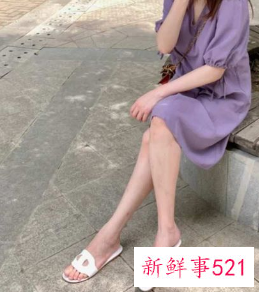 紫色连衣裙搭配什么颜色的鞋子好看