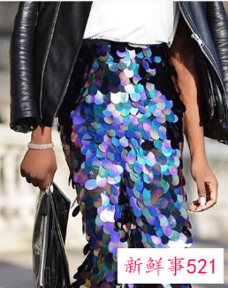 闪闪连衣裙搭配