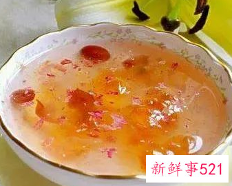 女人常吃三种食物对皮肤好