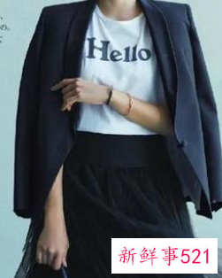 50多岁的女人怎样穿衣服更好看