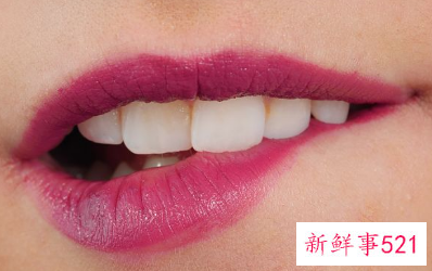 怎么能淡化唇纹