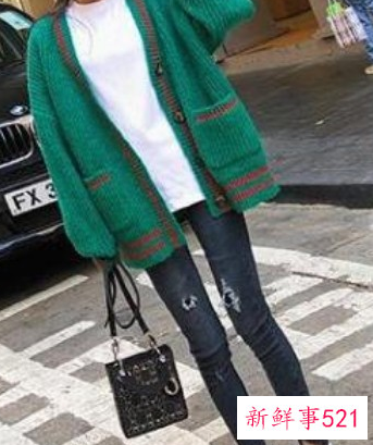 针织开衫配运动裤