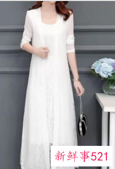 修身裙子搭配什么长外套