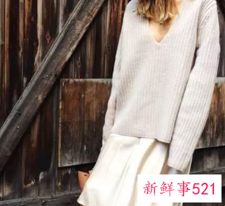 穿长裙配什么外套好看