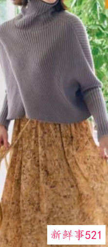 过膝长裙配什么外套