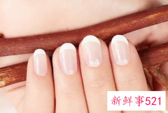 女生如何保养指甲