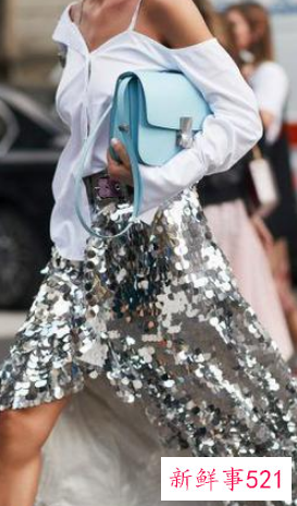 闪闪连衣裙搭配