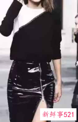 秋冬长款皮裙怎么搭配