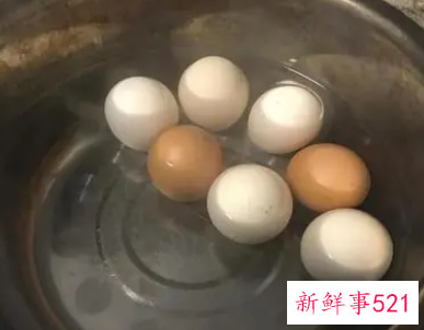 鸡蛋煮几分钟能熟冷水还是热水