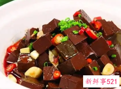 猪血和什么食物搭配最好