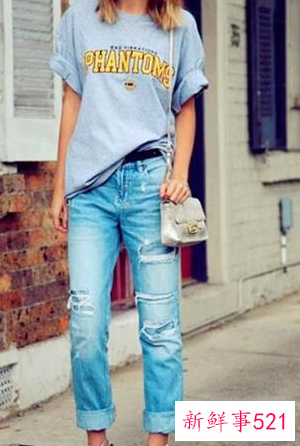 牛仔裤配什么上衣好看图片 女士