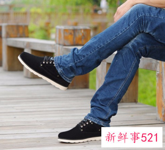 西装牛仔裤搭配什么鞋男
