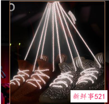 鞋带怎么弄成螺丝打结