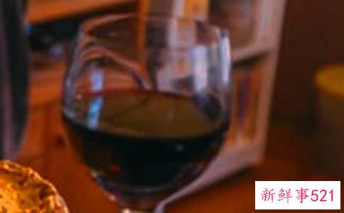 红酒多喝不利健康的常识