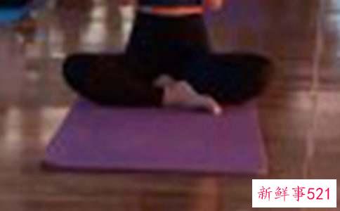 练习瑜伽塑身效果好