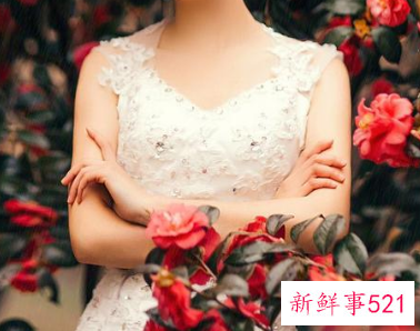 中老年人拍照姿势