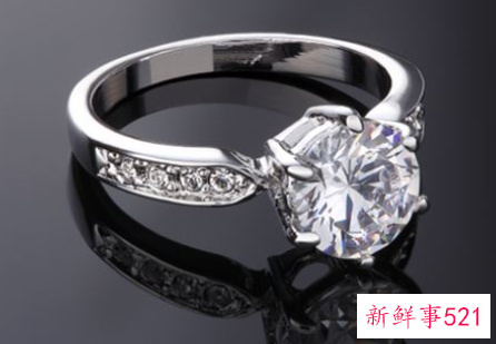 女人梦到戒指失而复得