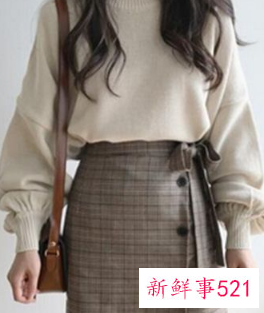 格子半身裙怎么搭配秋冬