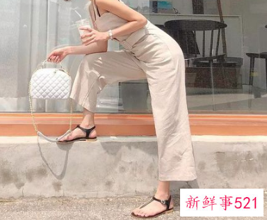 阔腿裤配什么凉鞋子好看