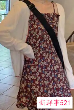 修身裙子搭配什么长外套