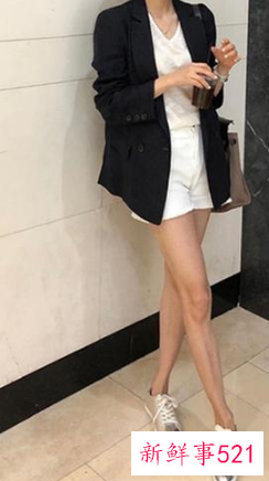 白领上班族的衣服搭配