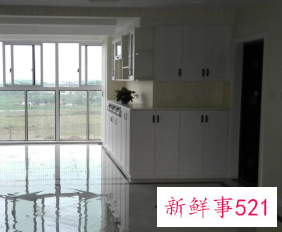 西户进门鞋柜最佳位置