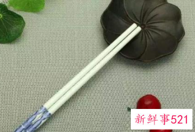 陶瓷筷子好还是合金筷子好