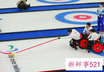 中国轮椅冰壶队八连胜顺利晋级四强