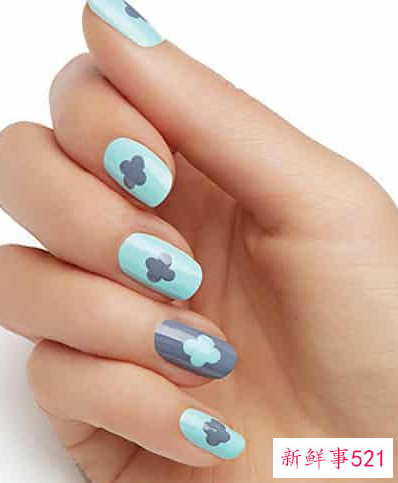 手黑美甲什么颜色好看