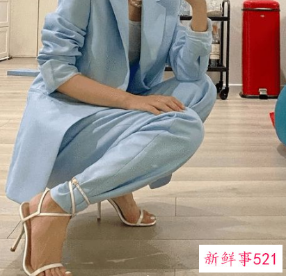 阔腿裤配什么凉鞋子好看