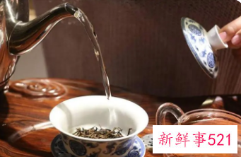 用温水泡茶有事吗