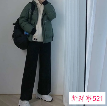 女生连帽卫衣外面穿什么外套好看