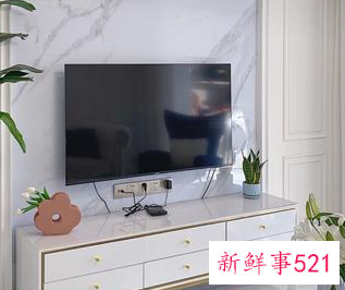 简单漂亮的电视墙图片