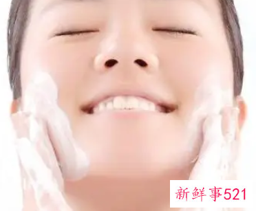 秋季补水保湿别让肌慌困扰你