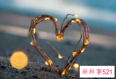 最打动女孩子表白的话长一点的